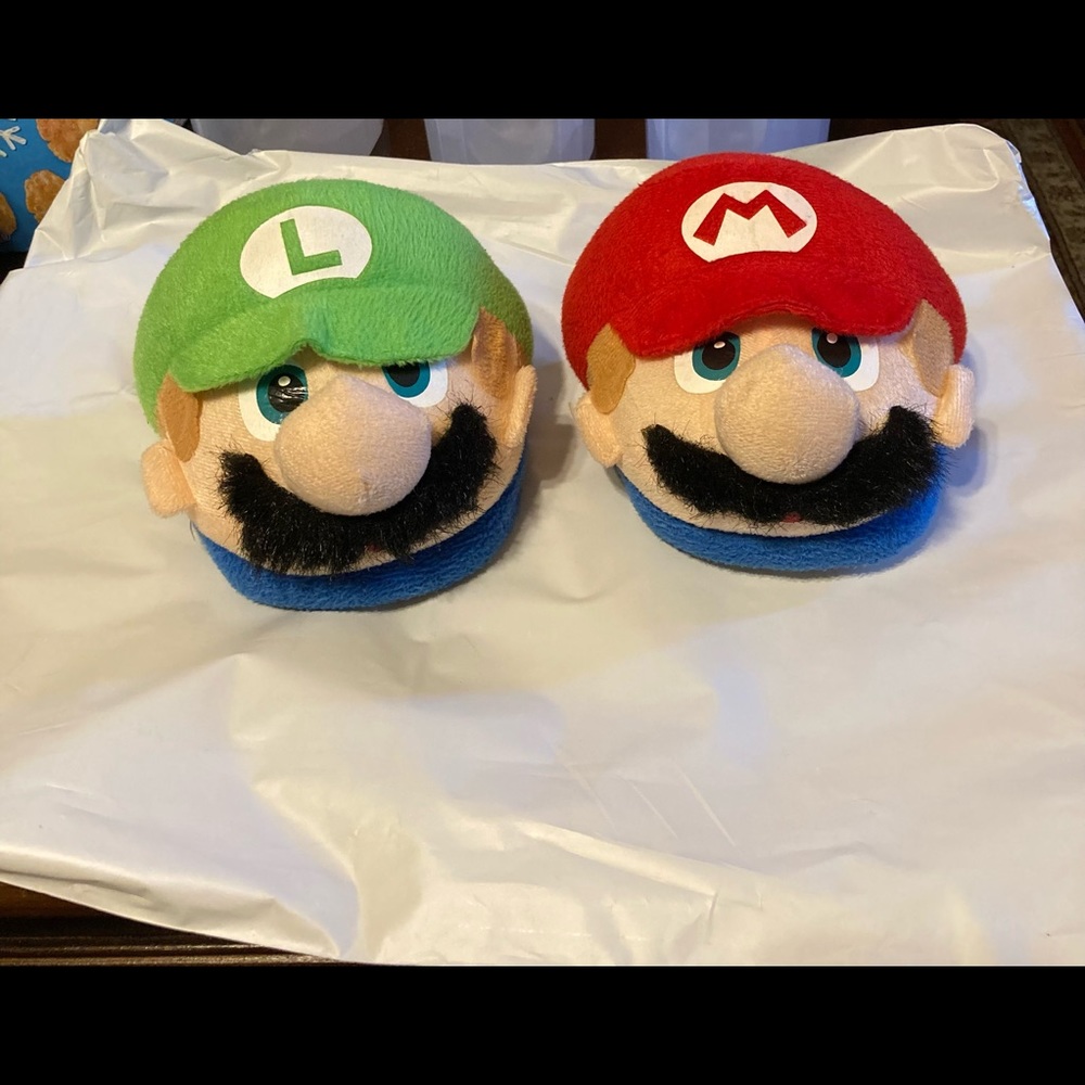 Super Mario Bros Adult Shoes Mario and Luigi Soft Plush Slippers Nintendo